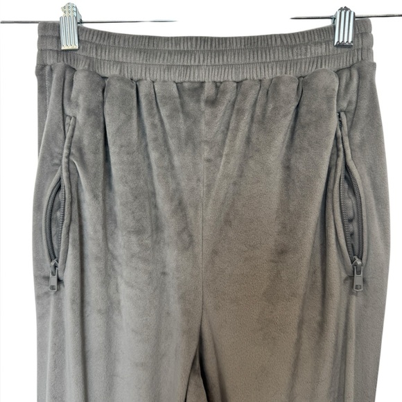 Skims Velour Jogger Pants Grey - Picture 3 of 10